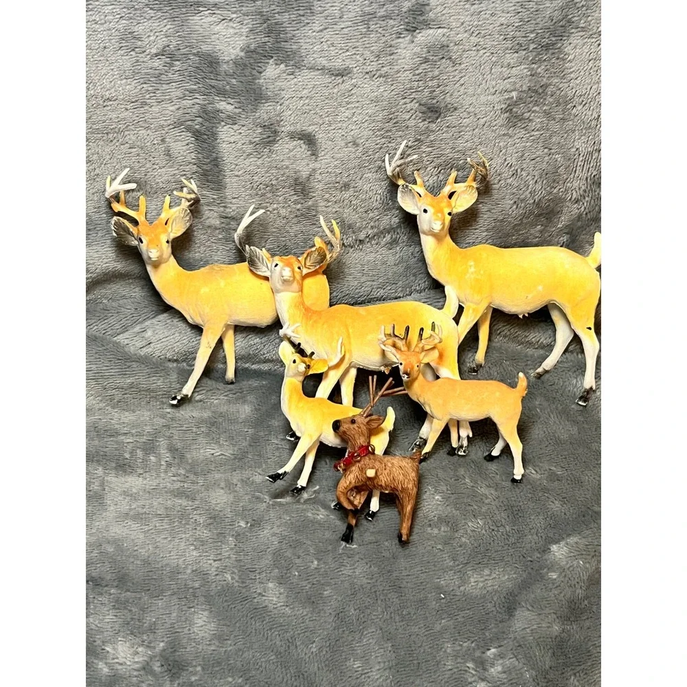 Vintage Hong Kong Deer Figurines Lot Hand‎ Painted Buck Reindeer 4in Japan Era
